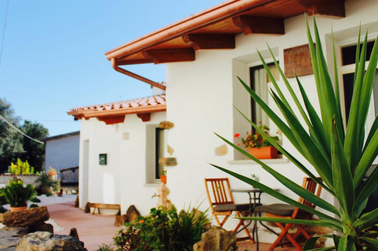 Holiday Mandrolisai Doc Atzara Exterior foto